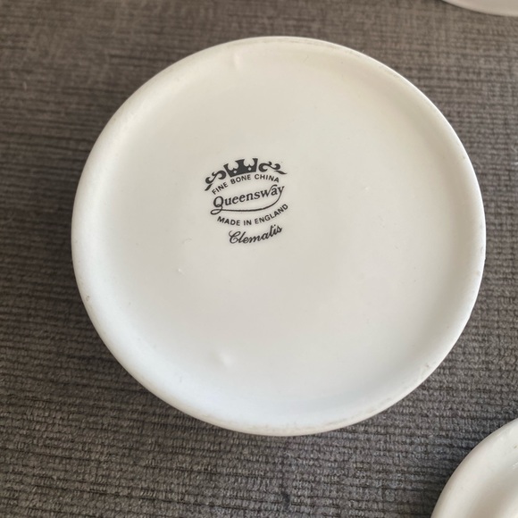 Vintage Accents Vintage Queensway Clematis Trio Set Floral Fine